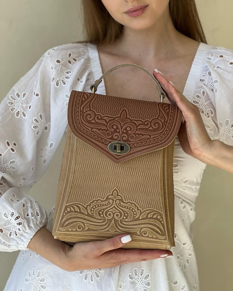 Ivory&Brown Leather Backpack