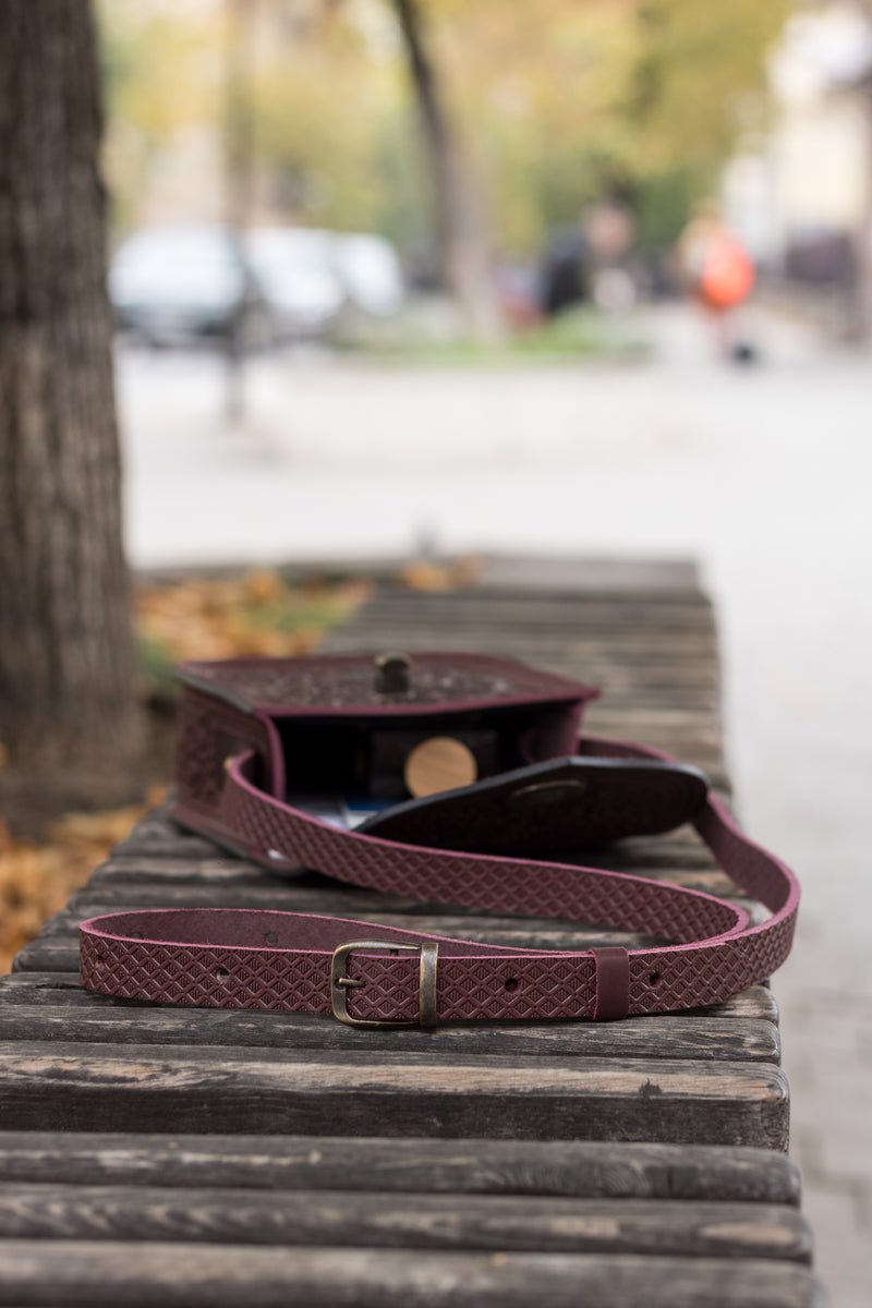 Bordo Leather Purse