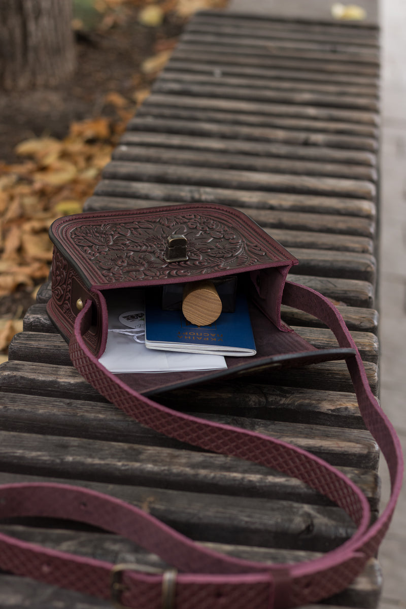 Bordo Leather Purse