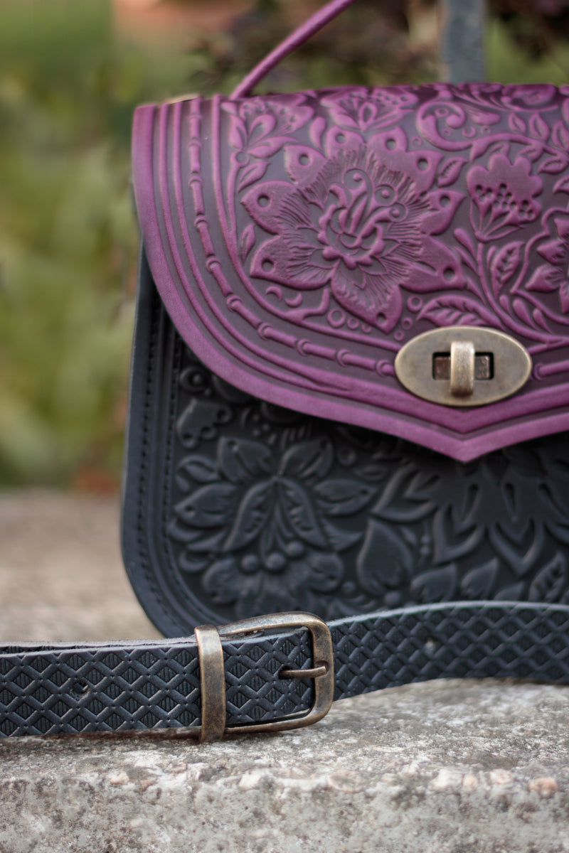 Itsy Bitsy/Bigger Bitsy Messenger Purse - Purple Cork Leather Fabric –  Borsa Bella Design Co.