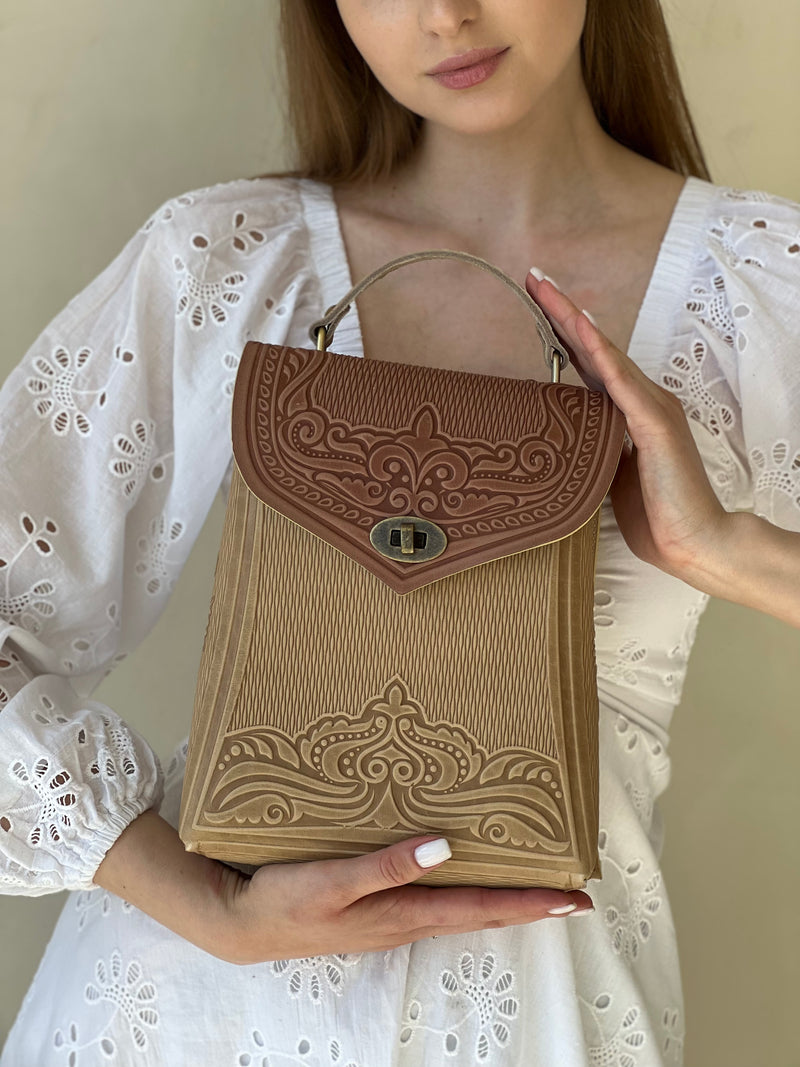 Ivory&Brown Leather Backpack